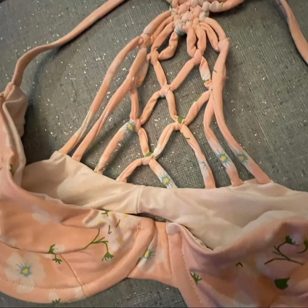 Frankie's Bikinis‎ Underwire Bikini Top